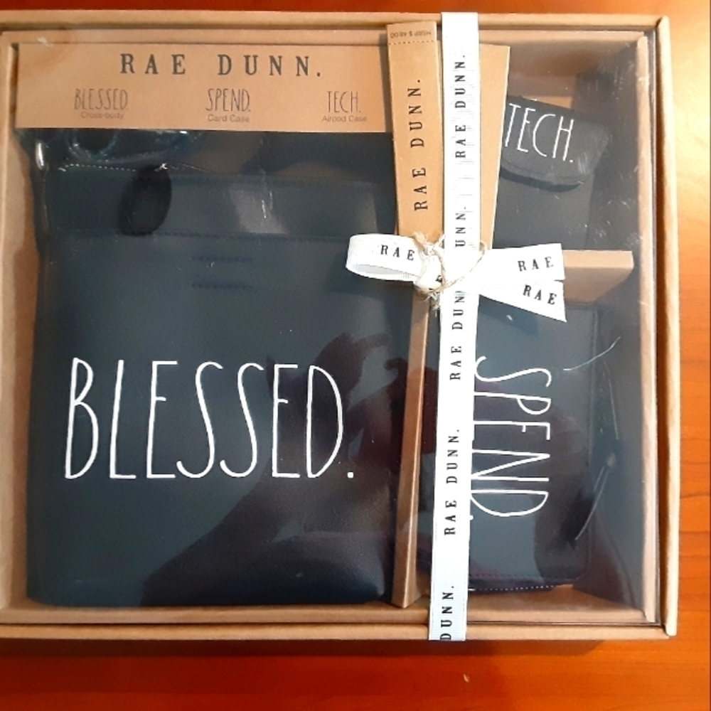 Rae Dunn Gift Set Cross Body Bag Airpod Case Wallet New In Box
